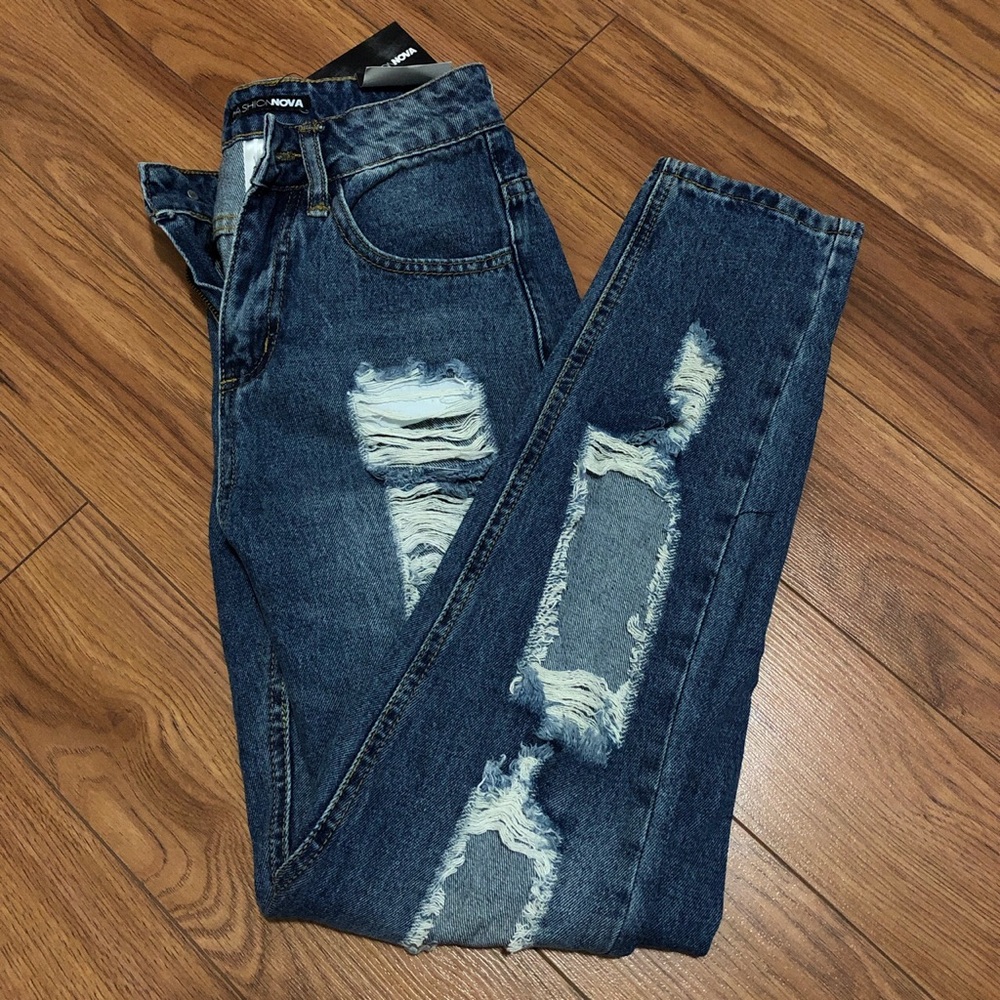 Fashion Nova High Waisted Boyfriend Jeans